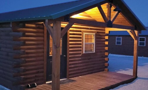 Beautiful 1-bedroom cabin with AC overlooking swim pond - Cabin #4