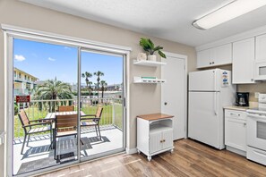 Casa, varias camas (Sandprints C12) | Cocina privada