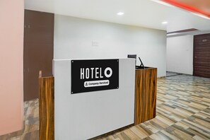 獨棟房屋 | 接待櫃台