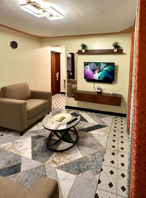 Living area - Serene 1-bedroom apartment in vibrant Nairobi perfect for your stay (Nairobi)