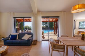 TV - Villa Pomegranate, Elegant Peyia Escape (Peyia)