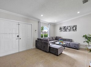 Interior - 🌴 Private Resort-Style Luxury Backyard w/ Pool, Firepit, Lounge, Games (Miami)