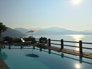 Pool - Stunning Lake Maggiore Villa, pool and panoramic views, timeless Italian charm (Gonte)