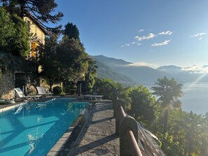 Pool - Stunning Lake Maggiore Villa, pool and panoramic views, timeless Italian charm (Gonte)