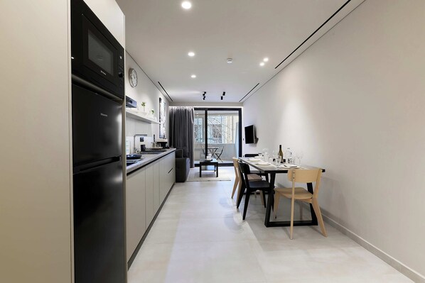 Comfort-huoneisto, parveke | Yksityinen keittiö