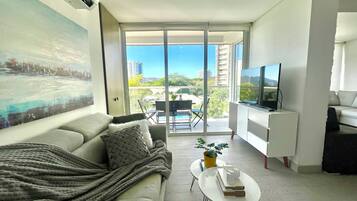 Apartment, Pool View | Living area