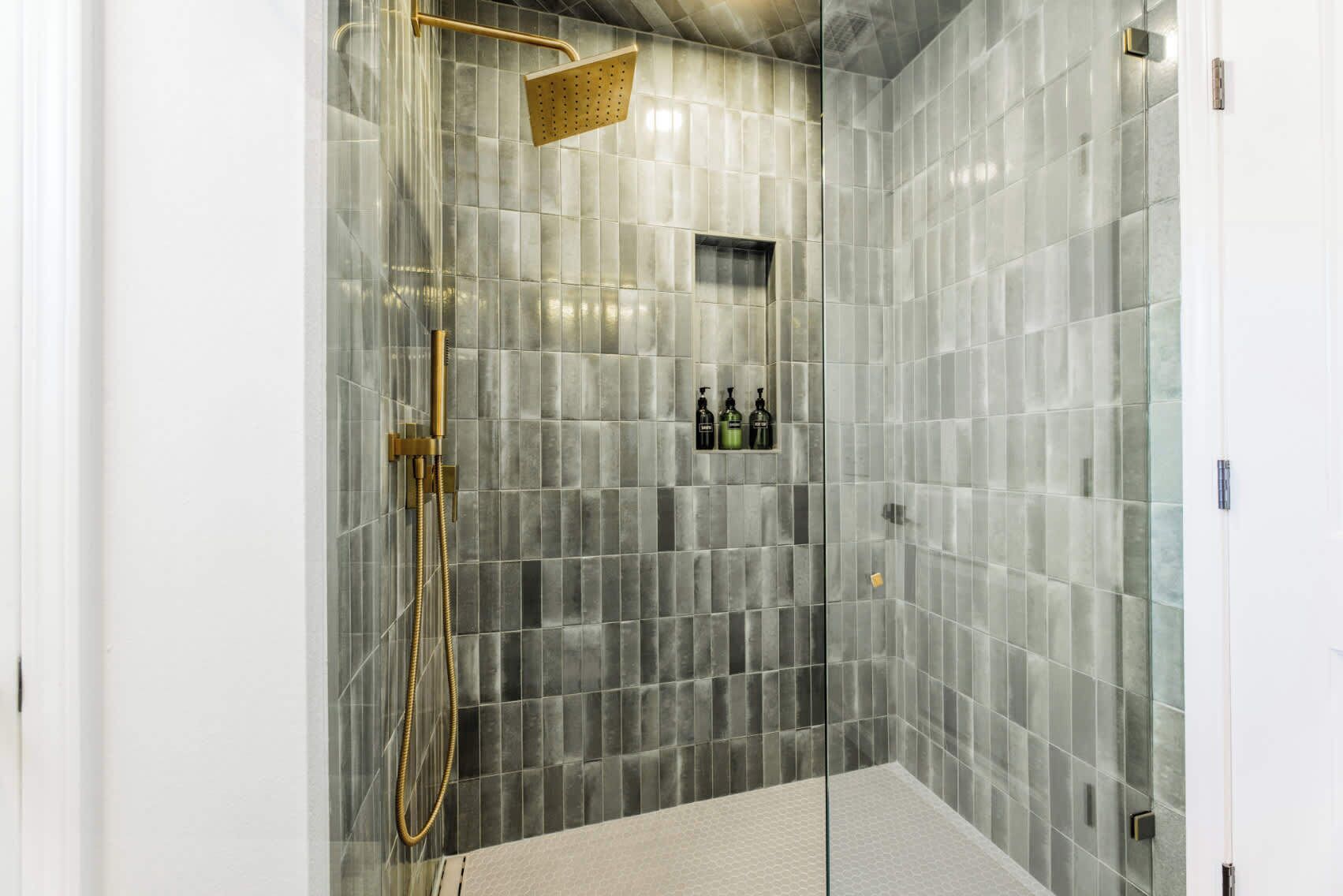Bruser, håndklæder, Shampoo