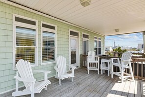 Terrace/patio - Surfside at Atlantic Beach (Atlantic Beach)