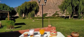 蓬塔科拉尔酒店