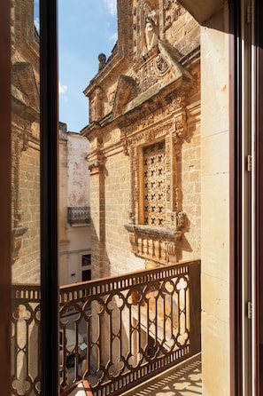 Interior - Lovingly renovated apartment with a great roof terrace - ideal for couples! (Galatone)