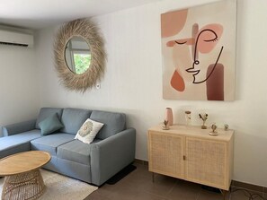 Living area - Standing & Charming (Fréjus)