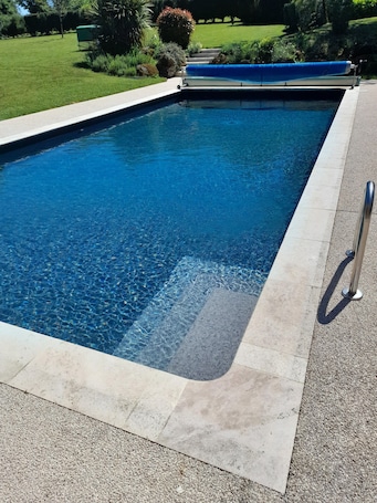 Pool. Guest Room "La Grande Rivière" with Shared Pool, Wi-Fi, and Air Conditioning