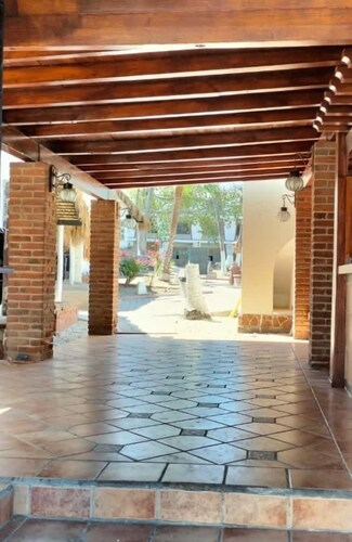 SS 7B Cabaña rustica frente al malecón de La Paz