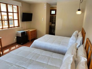 4 Schlafzimmer, Bügeleisen/Bügelbrett, WLAN