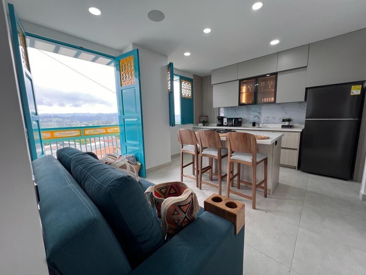 Apartment, Balcony, Valley View | Living area