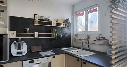 Cosy house near the sea