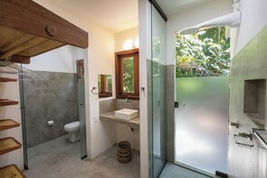 Senior Chalet, Garden View | Bathroom | Shower, hair dryer, towels, soap