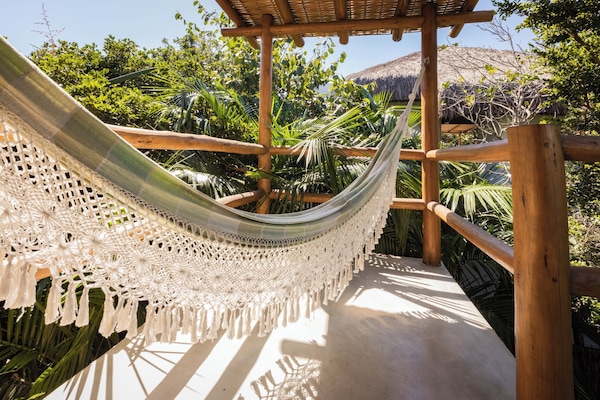 Comfort Chalet, Garden View | Property grounds