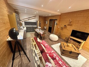 Living area - L'Appart'Chalet du Revermont - for 4 people - (Cousance)