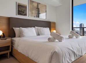 Studio, Balcony, City View - 46th-Floor High-Rise Studio - Pool & Gym (Miami)