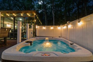 Bañera de hidromasaje exterior