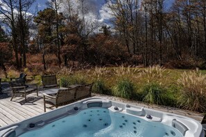 Bañera de hidromasaje exterior