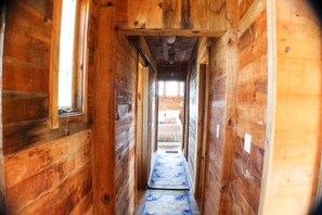 Interior - Relaxing Spring Street Cottage with Ocean Views (New Shoreham)