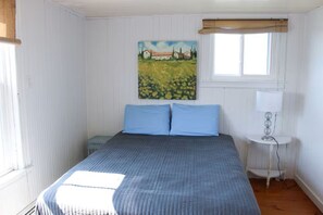 Room - Oceanfront Apartment  Steps into Town (New Shoreham)