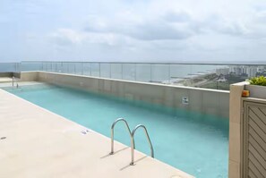 Pool - Luxury Apartment with Swimming Pool Near the Sea (Cartagena de Indias)