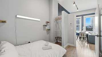3 quartos, ferros/tábuas de passar roupa, Wi-Fi, roupa de cama