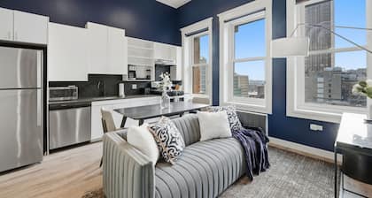 Plymouth Collection: 3BD 2BA High Floor with Gym