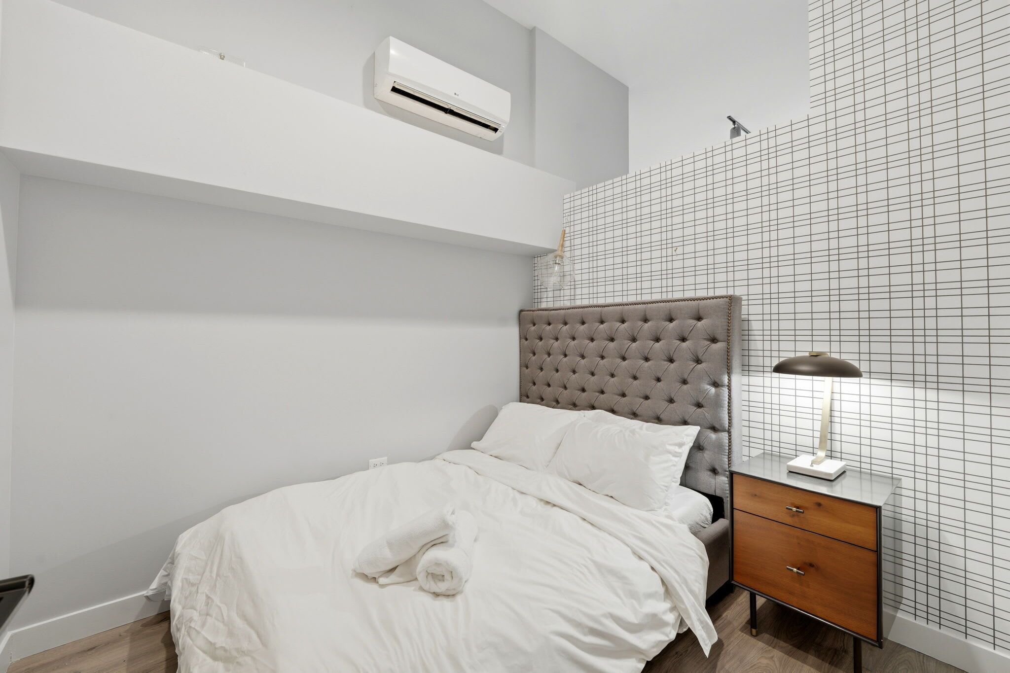 3 quartos, ferros/tábuas de passar roupa, Wi-Fi, roupa de cama