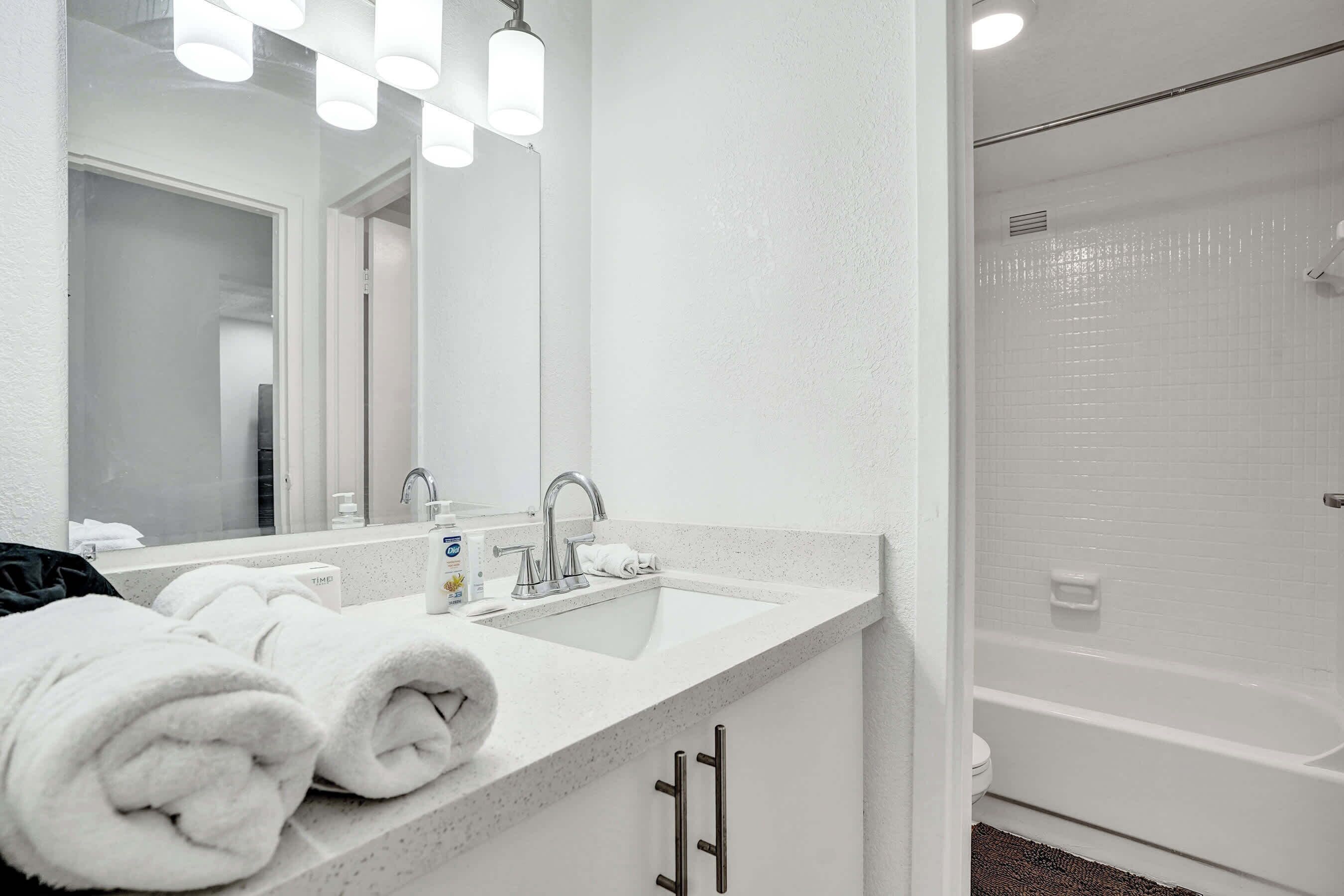 Shower, towels, shampoo