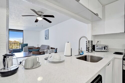 Private 1BR Retreat Near Beaches & Stadium - 510