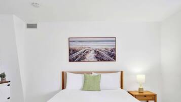 WiFi, bed sheets