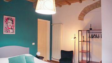 Chambre Double Confort, patio, vue cour intérieure