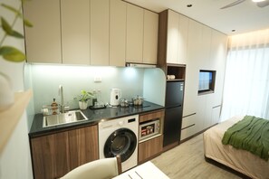 Superior Studio, Balcony, City View | Private kitchen - Hanoi Aurelia Stay (Tay Ho)