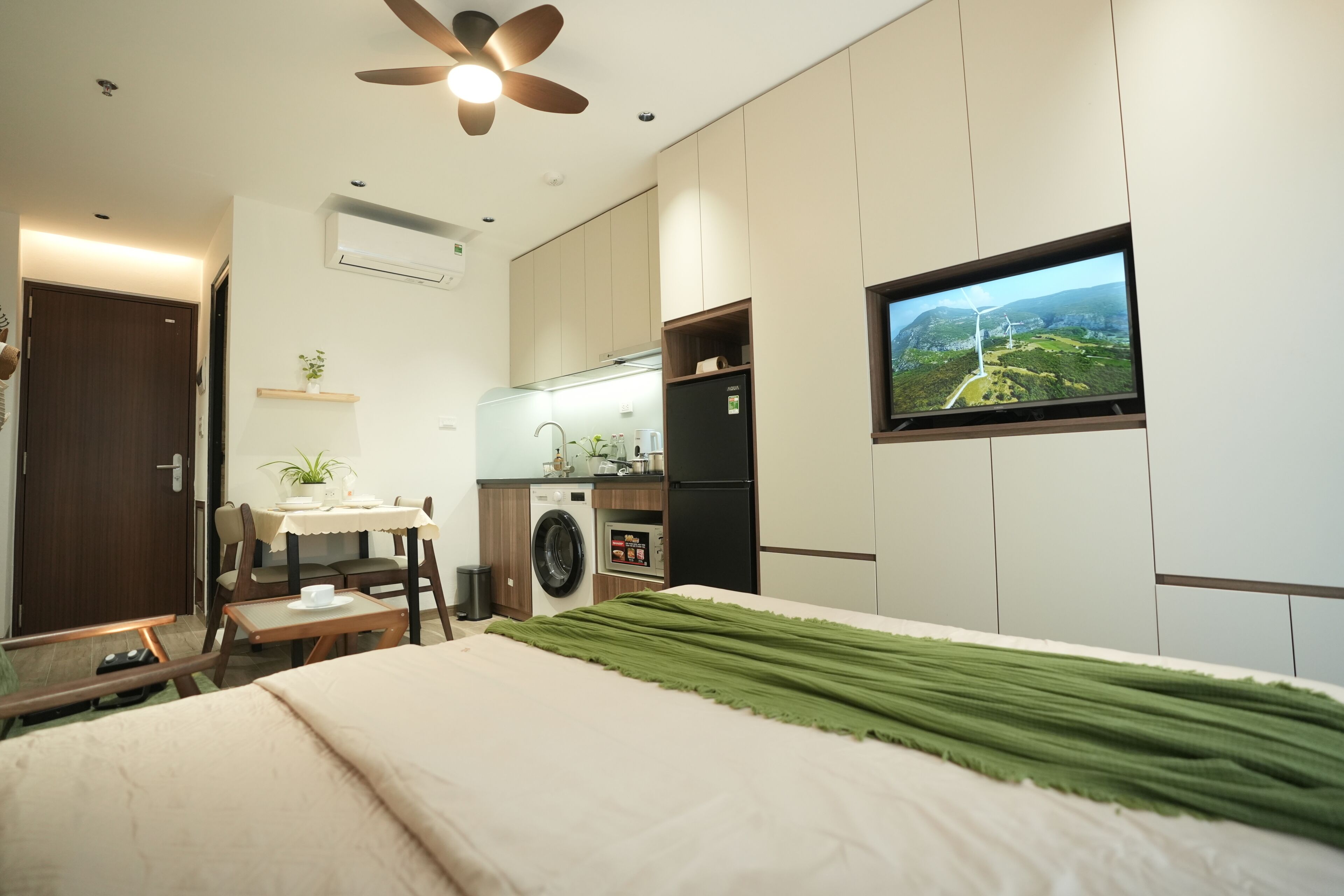 Superior Studio, Balcony, City View