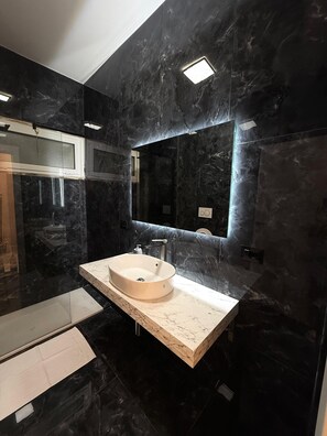 Bathroom - Rao's Suite Rome (Roma)