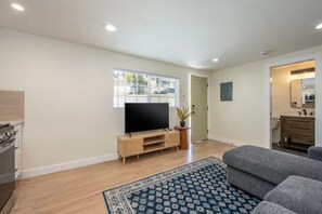 TV - Modern La Mesa Studio -Arcade Games -Near SDSU (La Mesa)