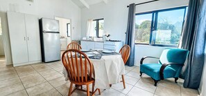 Private kitchen - Toreaiva Beachfront Studios (Rarotonga)