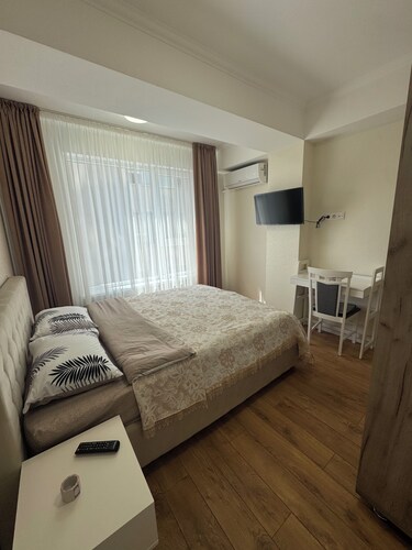 Hi-tech Aparts, 10 minutes from airport Chisinau
