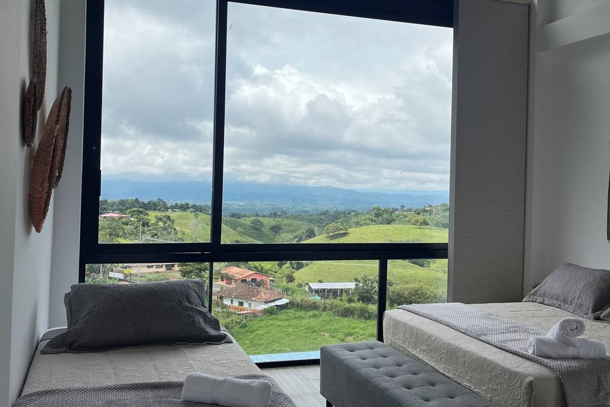 하우스, 산 전망