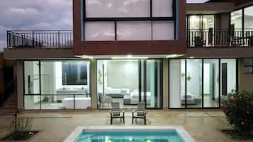 House, Mountain View | Pool | Outdoor pool