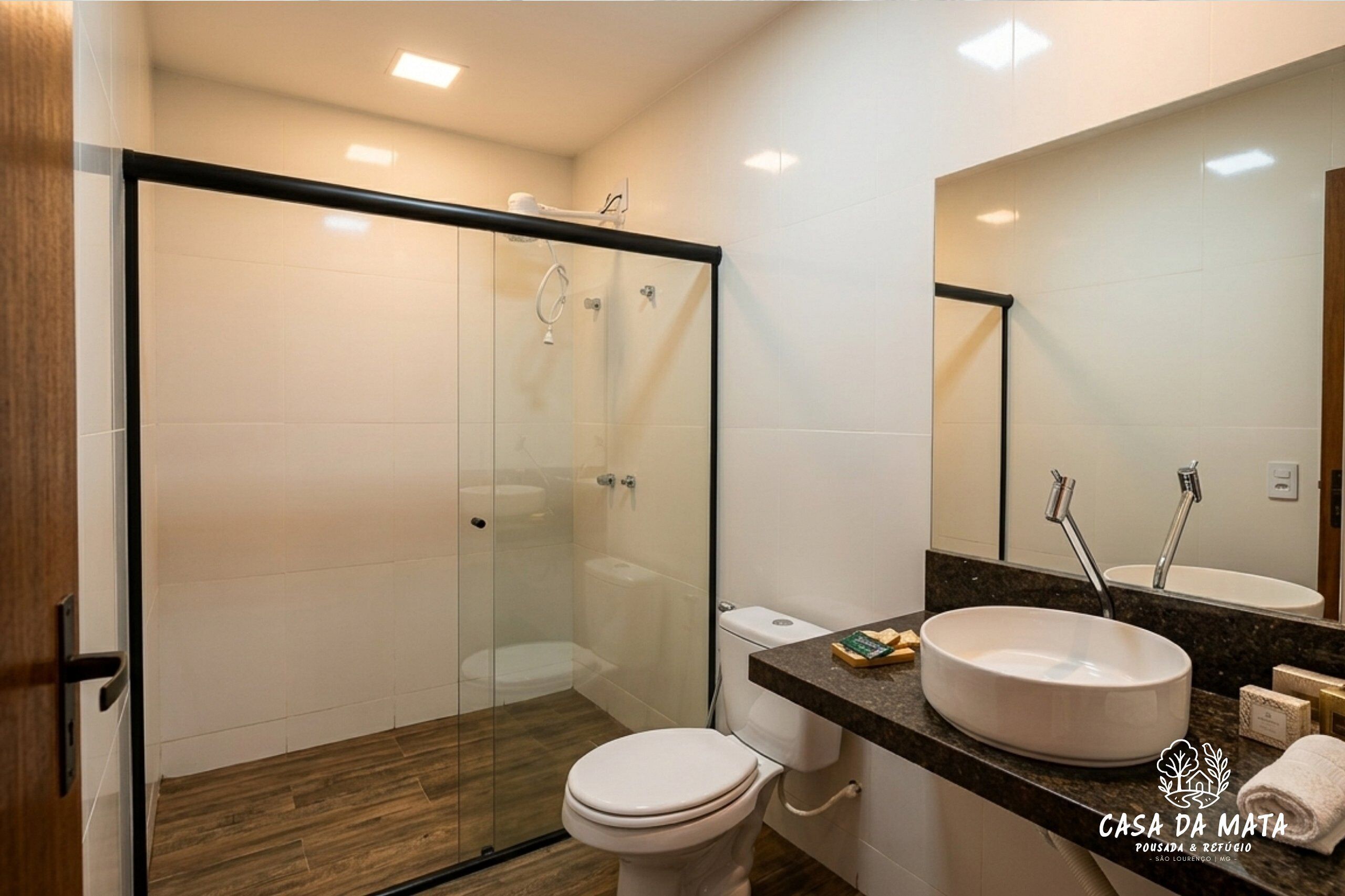 Romantic Suite | Bathroom