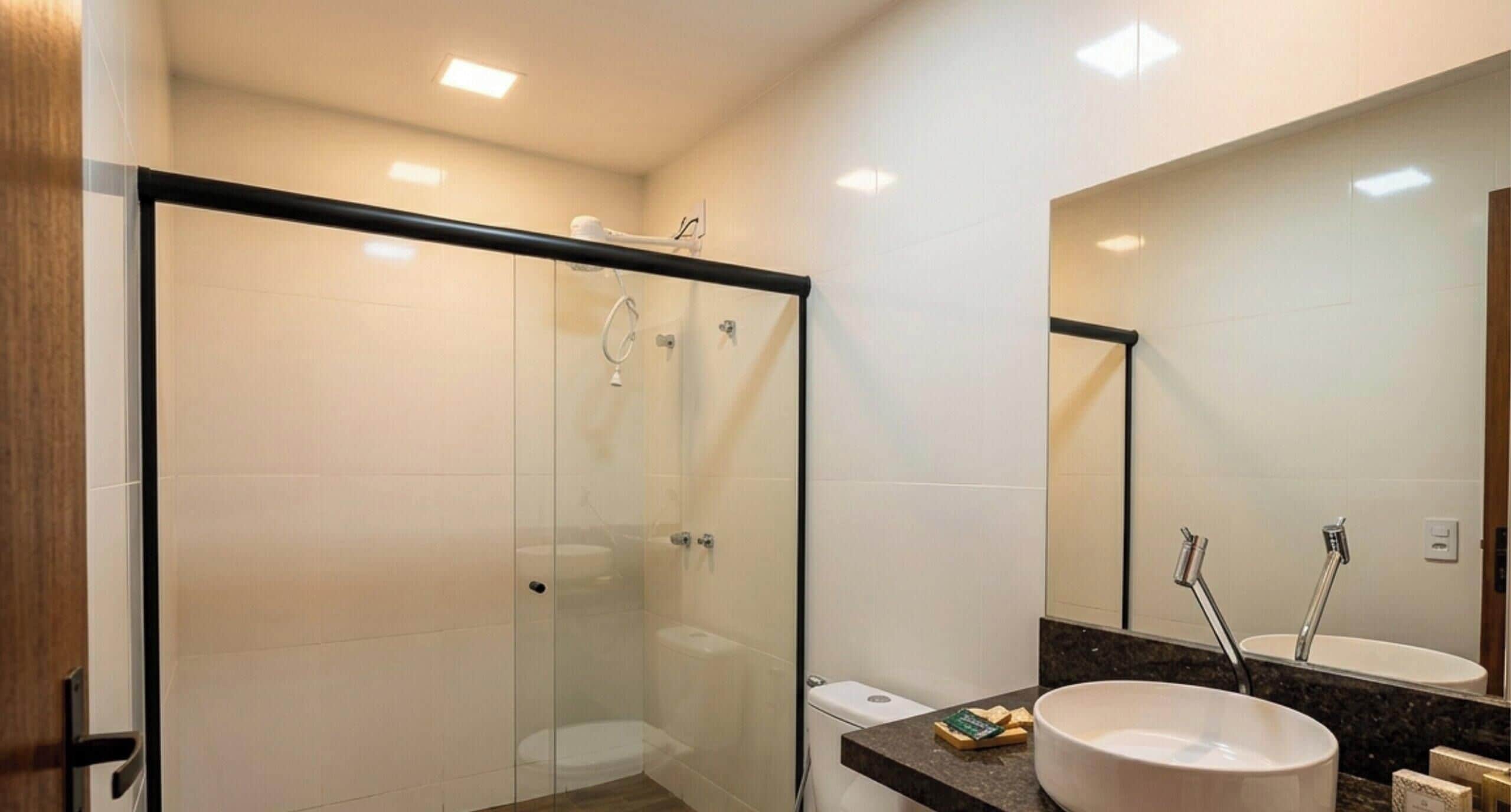 Suite | Kamar mandi | Shower, perlengkapan mandi gratis, pengering rambut, dan handuk