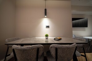 Dining - Lux Suites Athens 202 (Athina)
