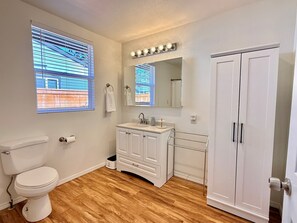 Bathroom - NEW! Peaceful Bungalow • Train to World Cup Matches • Yard (Seattle)