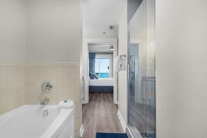 Hair dryer, towels - Sunny Beach Retreat with Private Balcony (Panama City Beach)