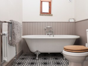 Shower - The Cottage (Okehampton)